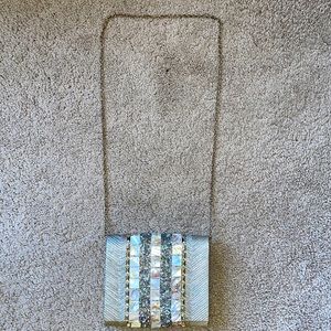 Beau monde clutch